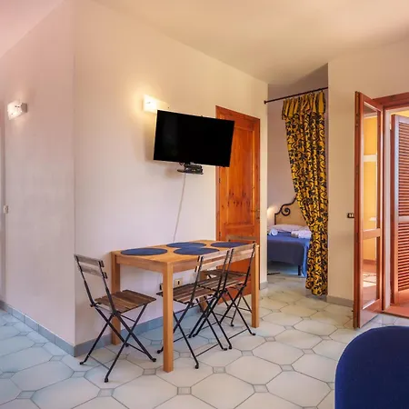 Casa Al Villaggio Mirice Feriehus *