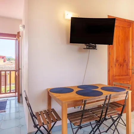Casa Al Villaggio Mirice Feriehus Vignola Mare